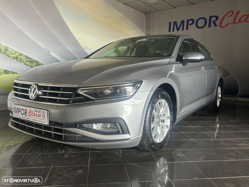 VW Passat 1.6 TDI Business DSG - 14