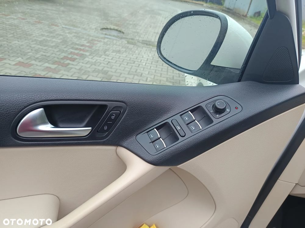 Volkswagen Tiguan - 8