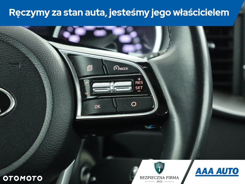 Kia Ceed - 16