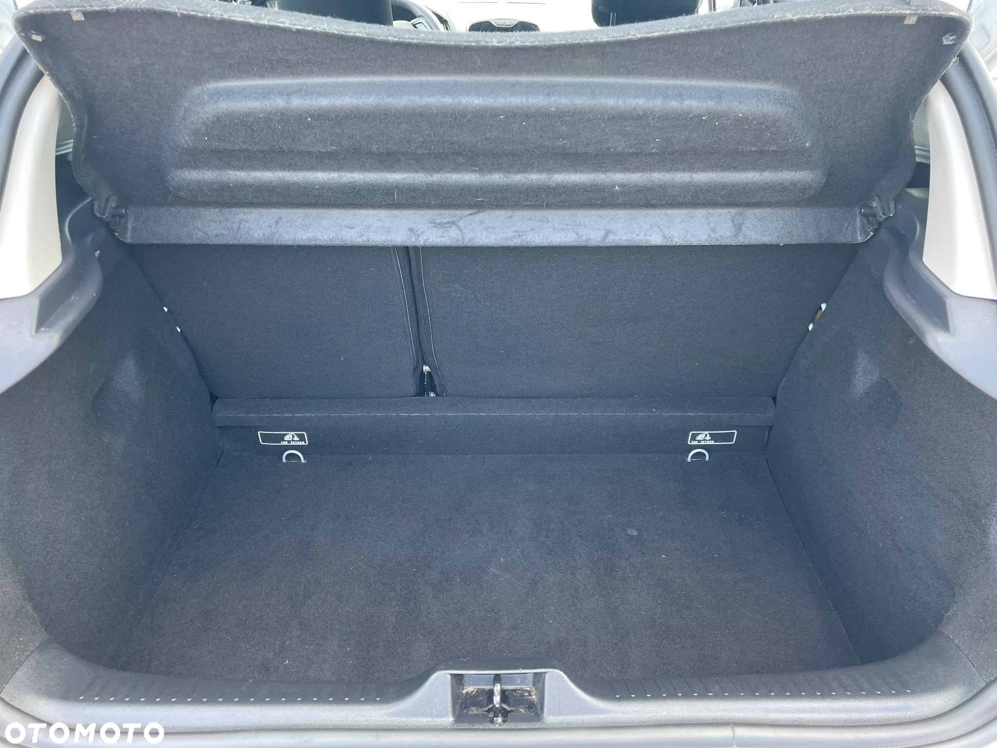 Renault Clio - 12