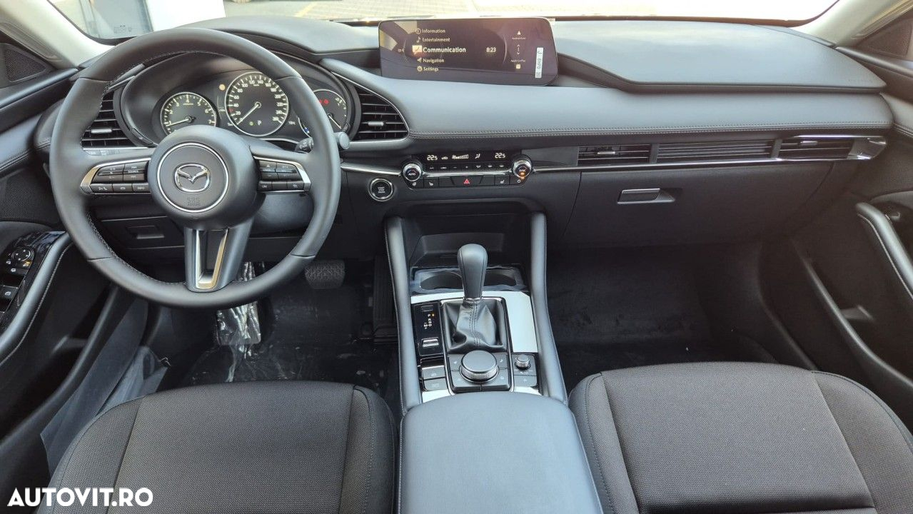 Mazda 3 - 9