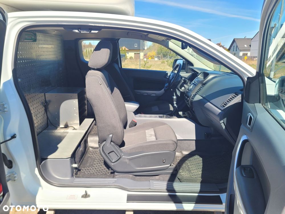Ford Ranger XLT - 11