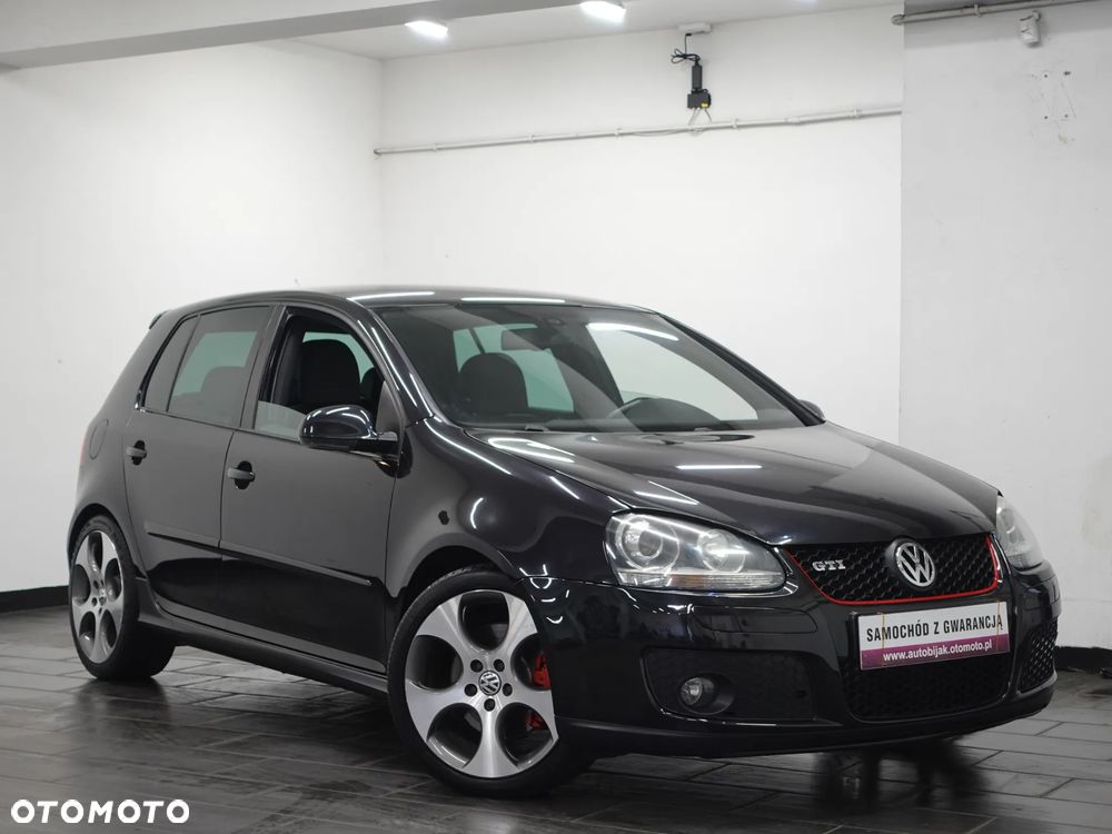 Volkswagen Golf - 11