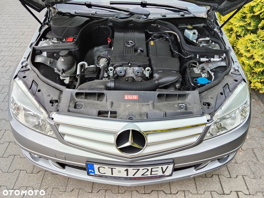 Mercedes-Benz Klasa C 200 Avantgarde Edition - 16