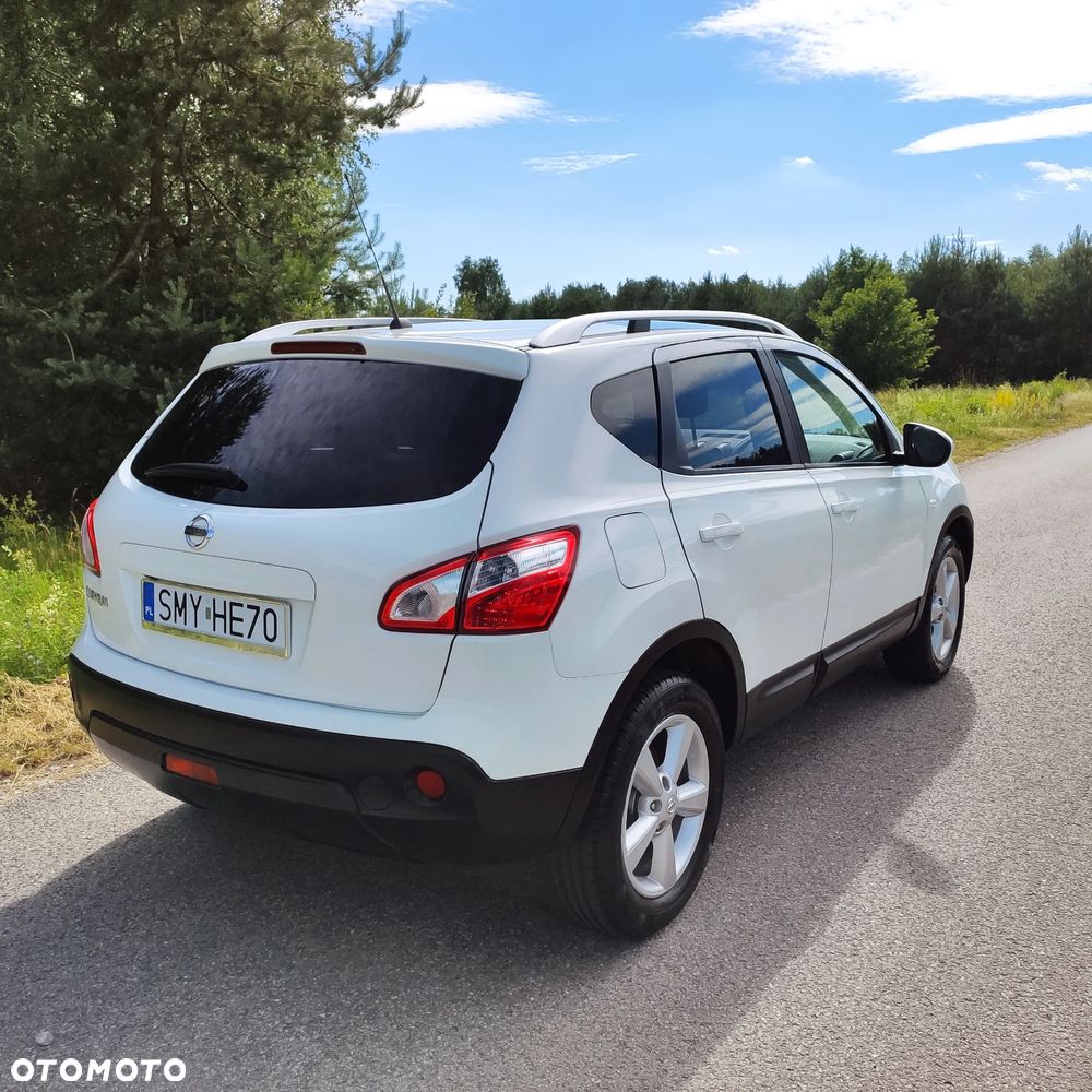 Nissan Qashqai - 4