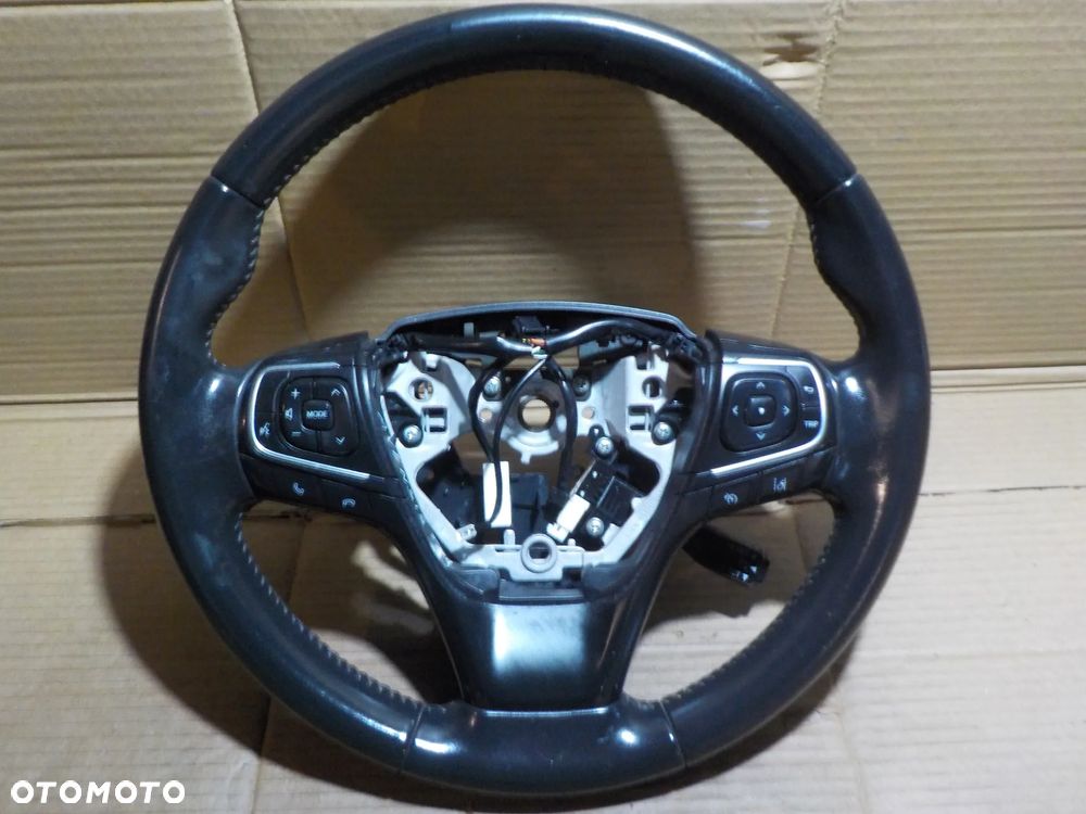 TOYOTA AVENSIS T29 KIEROWNICA SKÓRA MULTIFUNKCJA