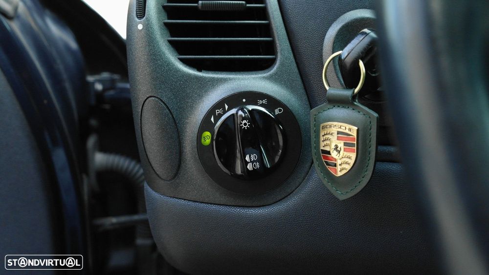 Porsche 911 (996) Carrera Coupé - 46