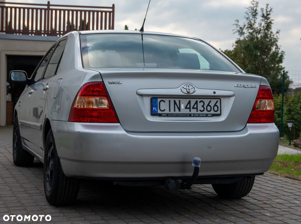 Toyota Corolla - 2