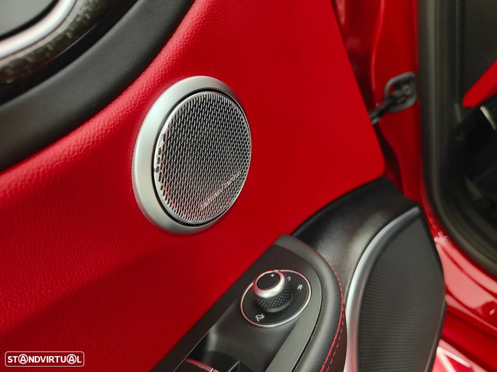 Alfa Romeo Giulia 2.9 Bi-Turbo Quadrifoglio AT8 - 51