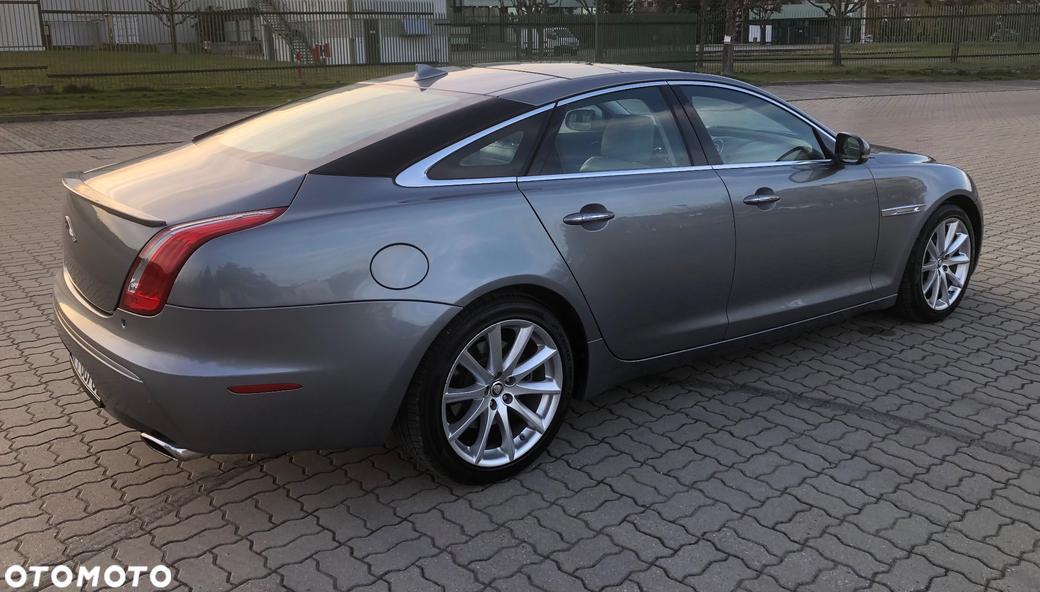 Jaguar XJ 3.0 V6 Kompressor Luxury - 5