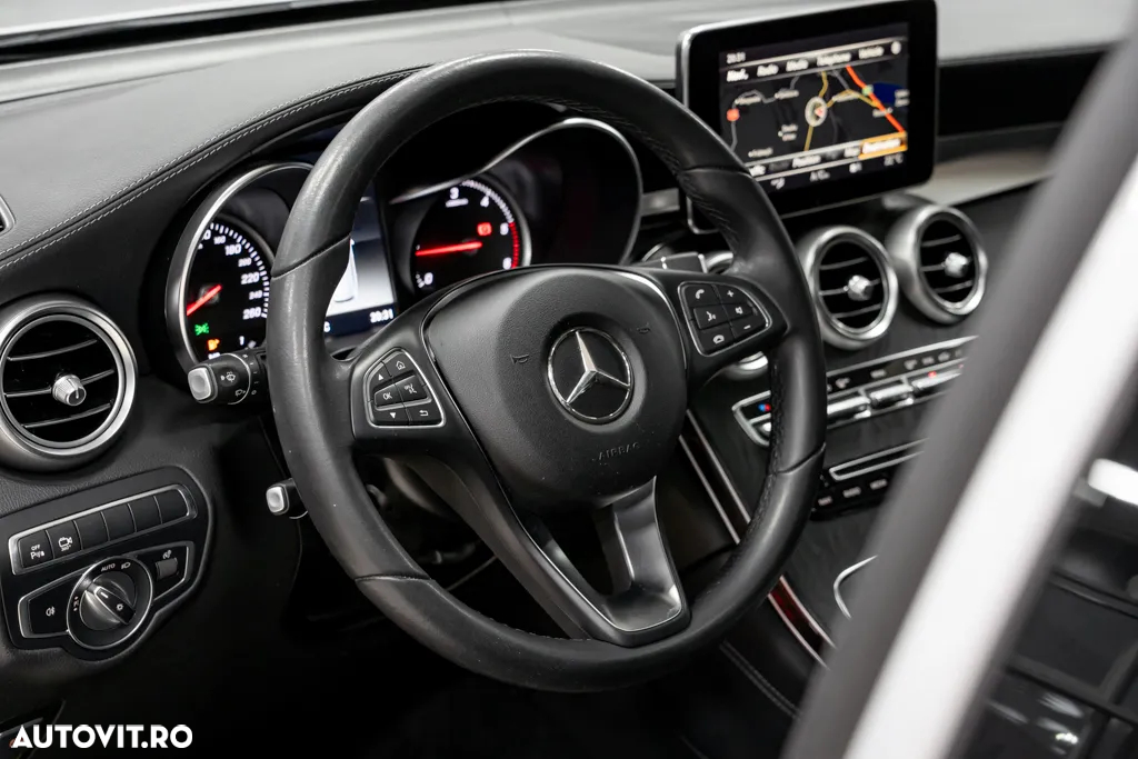Mercedes-Benz GLC 250 d 4Matic 9G-TRONIC Exclusive - 24