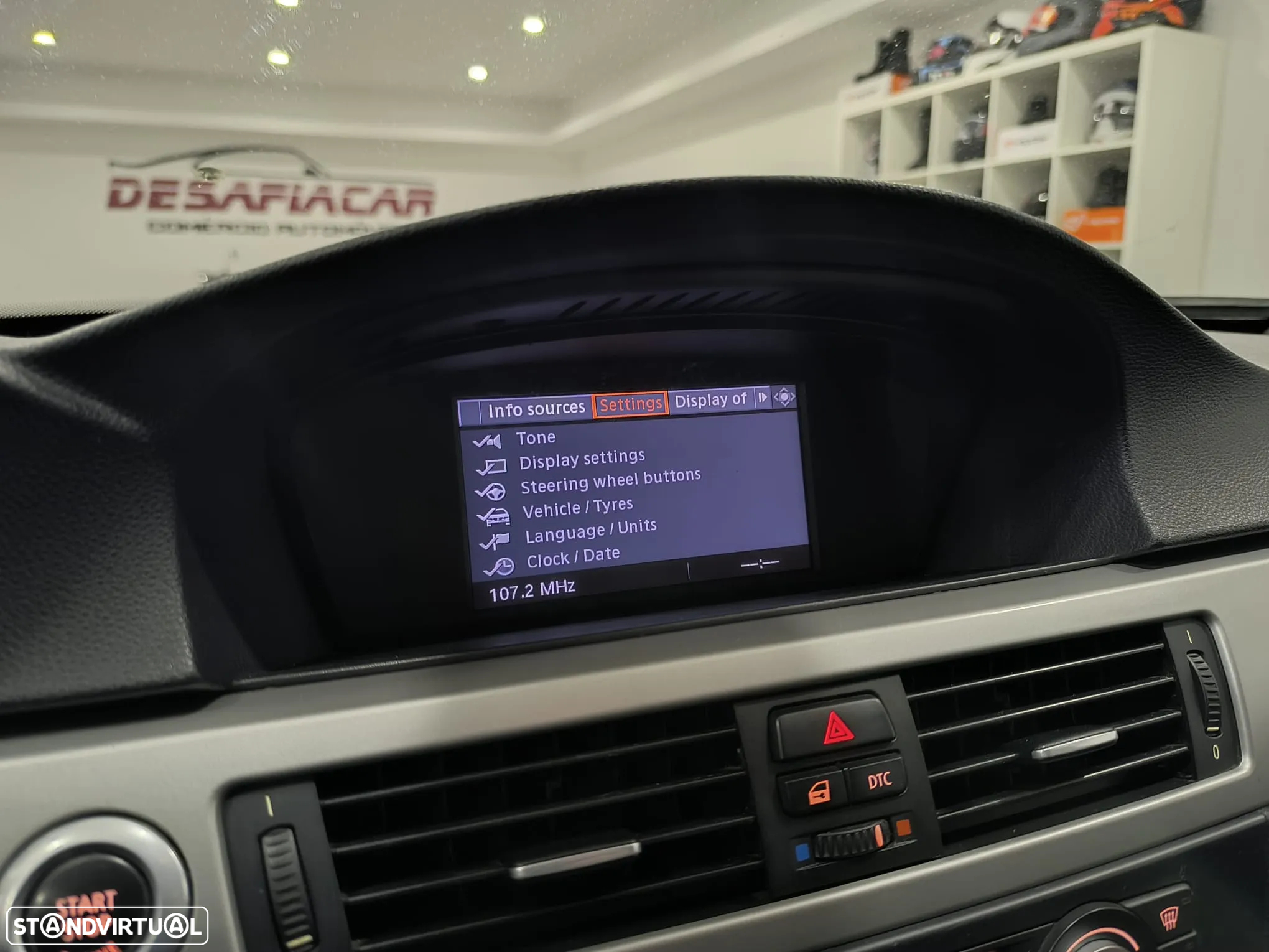 BMW 320 d Touring - 43