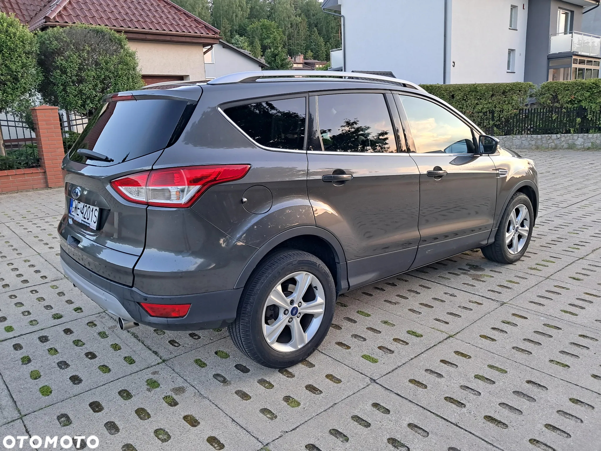 Ford Kuga 2.0 TDCi 2x4 Trend - 19