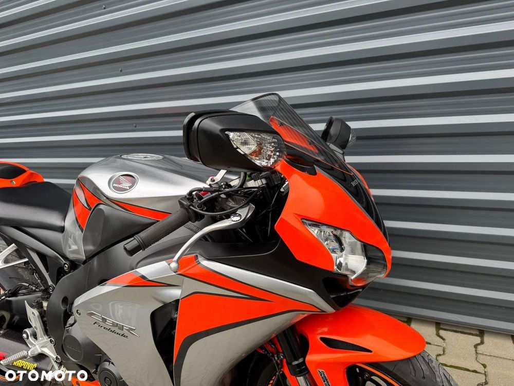 Honda CBR - 7
