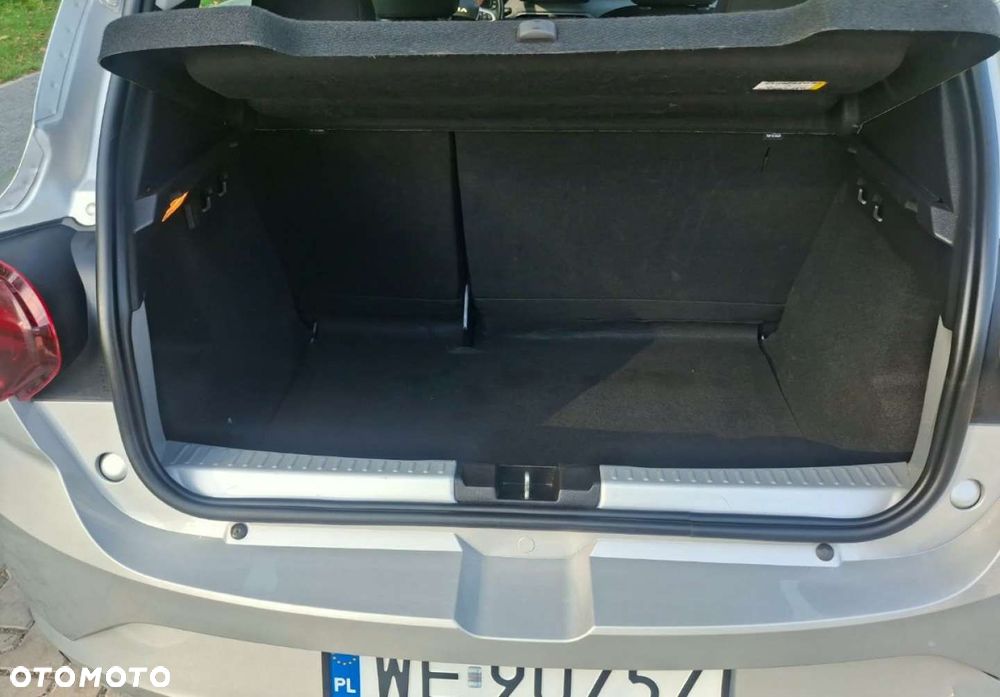 Dacia Sandero - 31