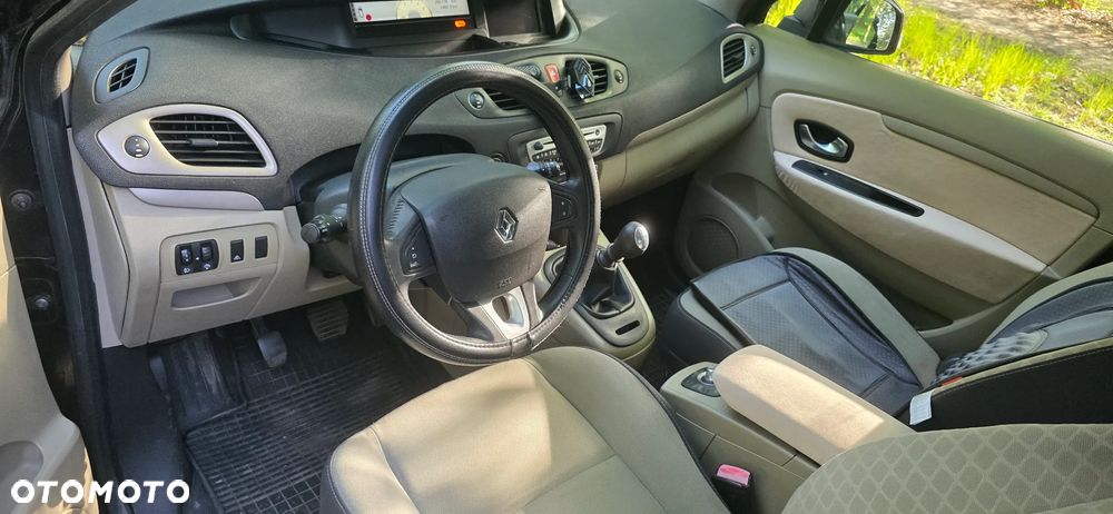 Renault Scenic 1.5 dCi Tech Run - 3
