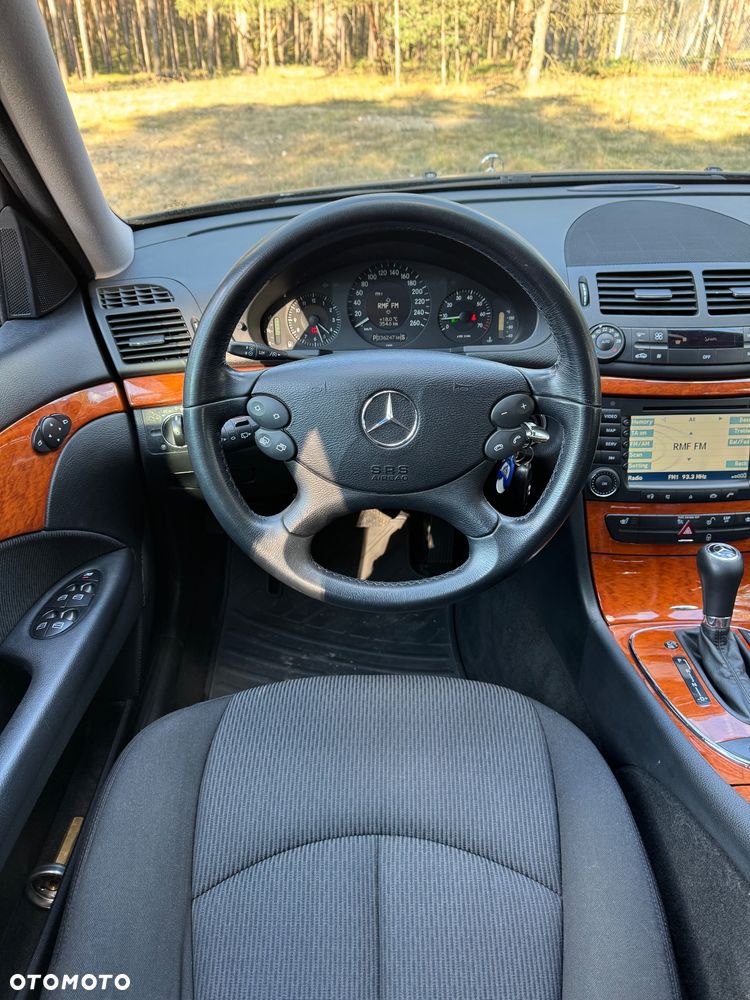 Mercedes-Benz Klasa E 200 Kompressor Automatik Avantgarde - 18