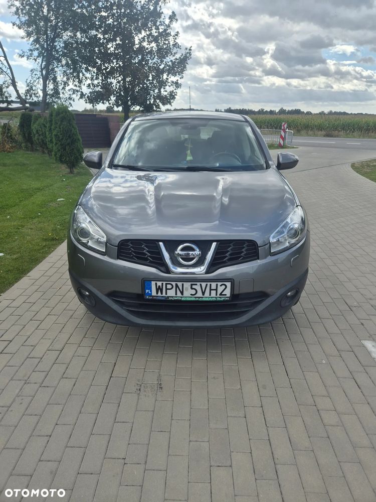 Nissan Qashqai - 2