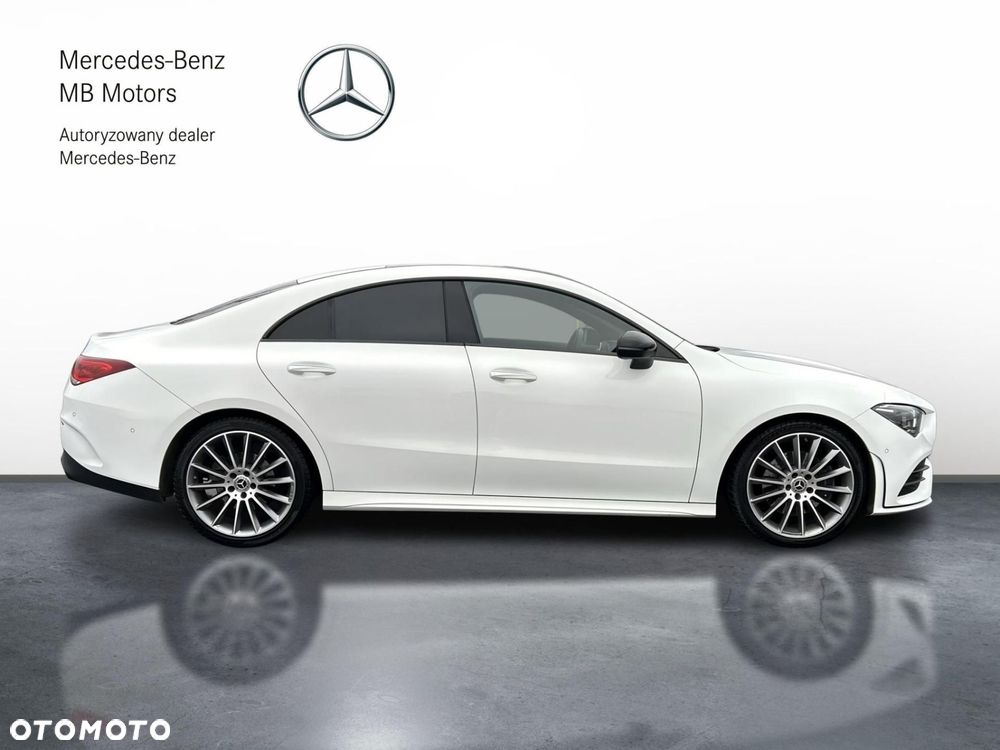 Mercedes-Benz CLA 220 4-Matic AMG Line 7G-DCT - 7