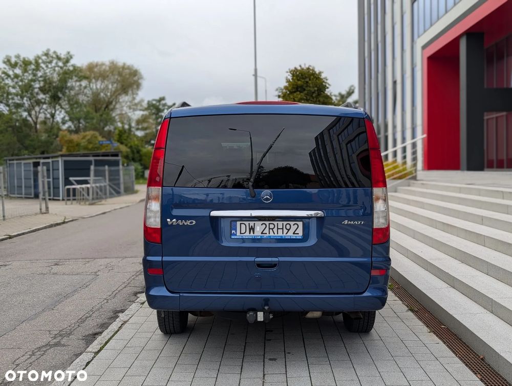 Mercedes-Benz Viano - 7