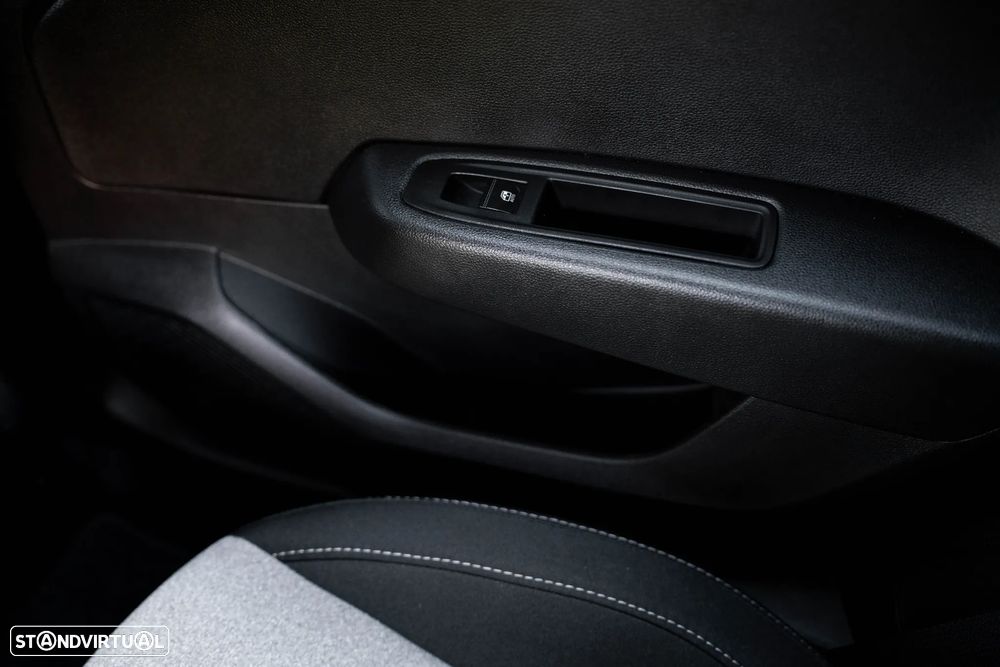 Renault Clio 1.0 TCe Evolution - 42