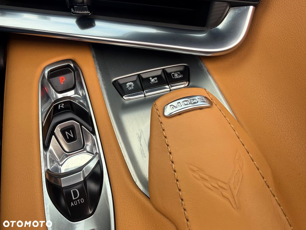 Chevrolet Corvette Stingray 2LT 6.2 V8 Automatik - 23