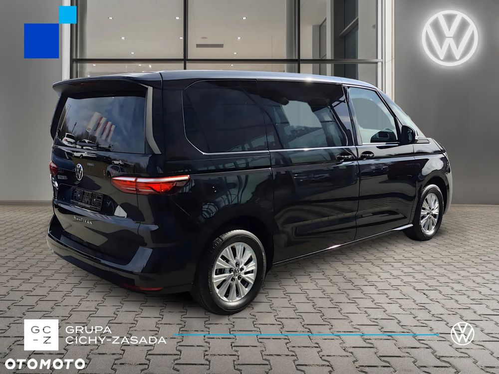 Volkswagen Multivan - 5