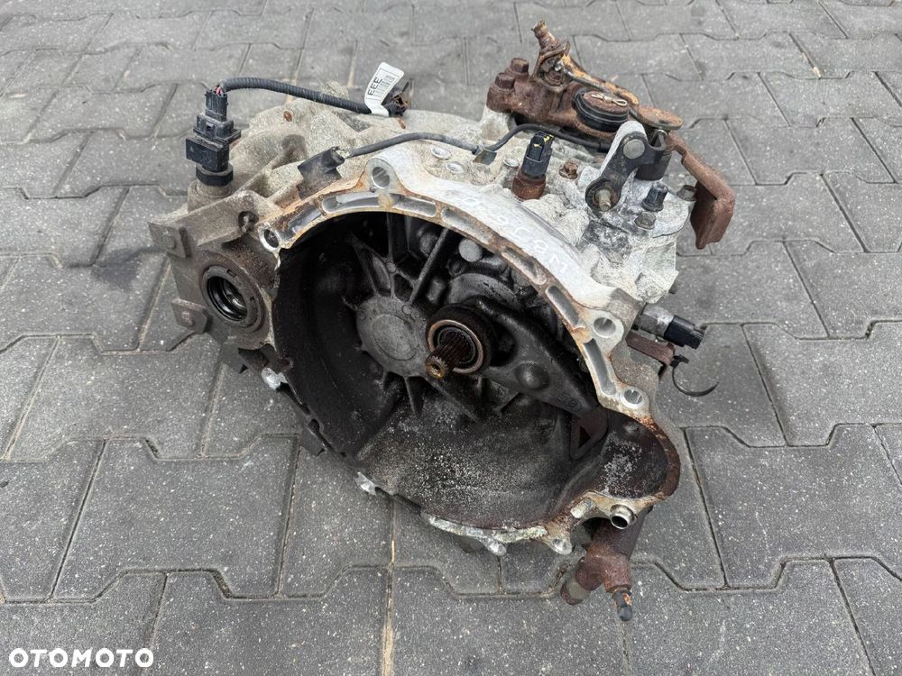 SKRZYNIA BIEGÓW 1.4 CRDI WBJ6C HYUNDAI IX20 2010 - 3