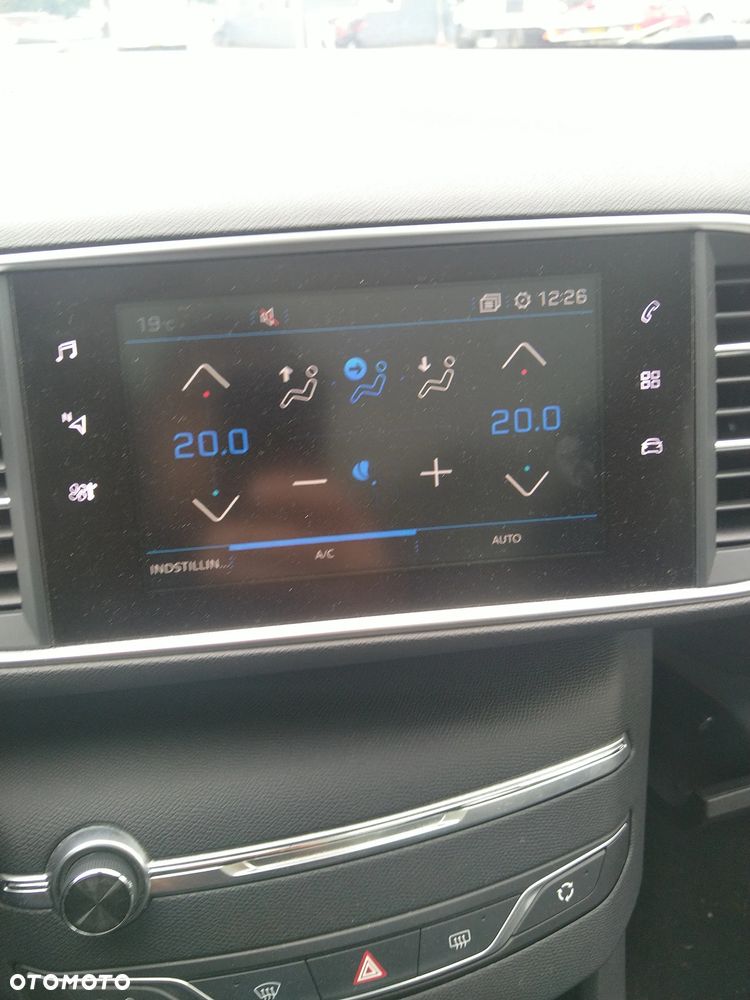 Peugeot 308 1.6 BlueHDi Allure S&S - 5