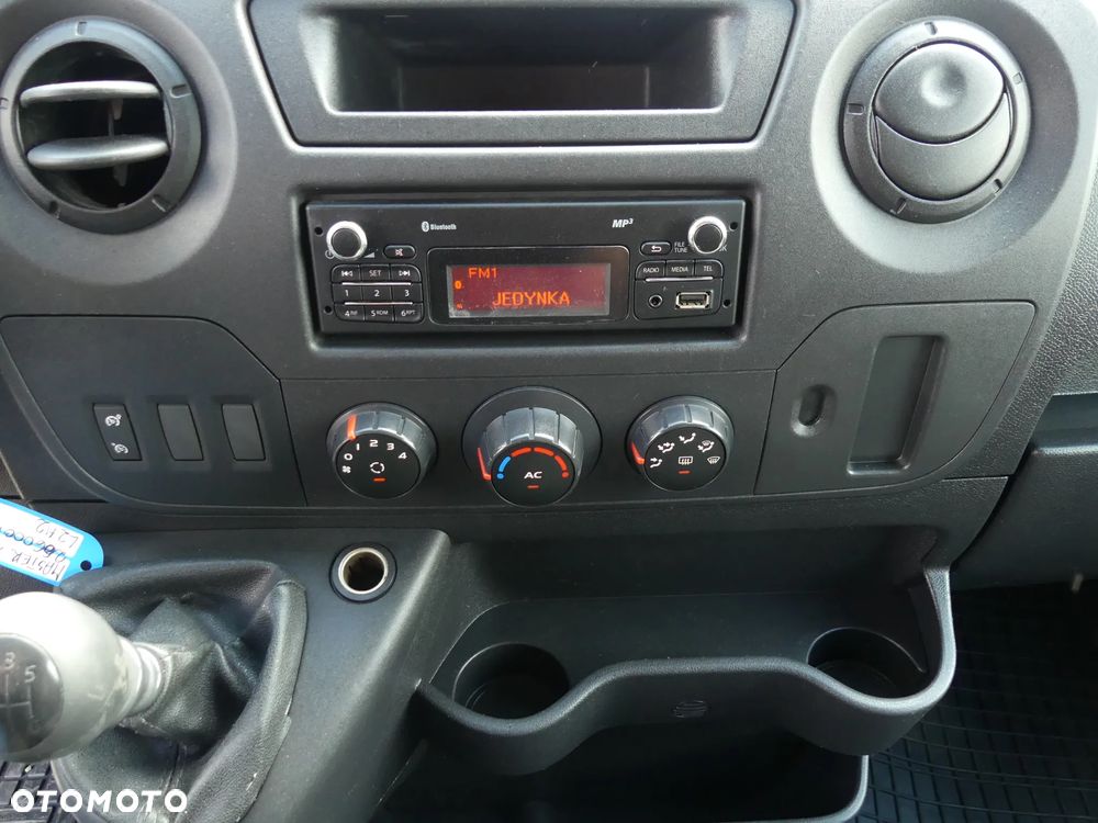 Renault Master - 15
