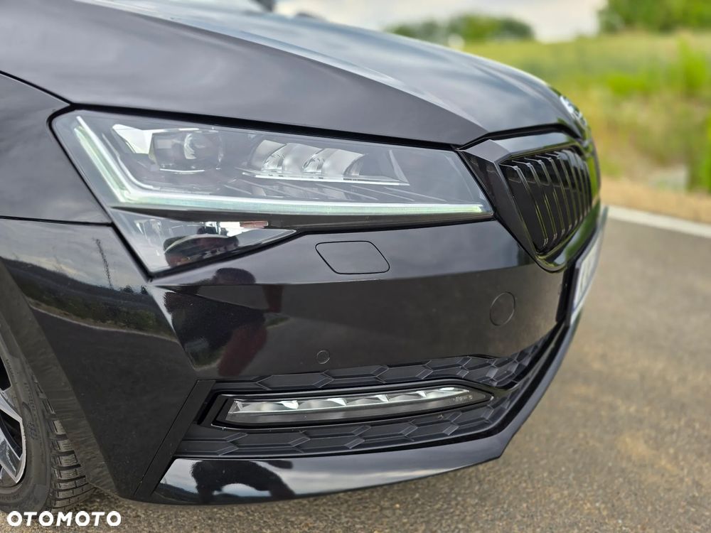 Skoda Superb 2.0 TSI Sportline DSG - 24