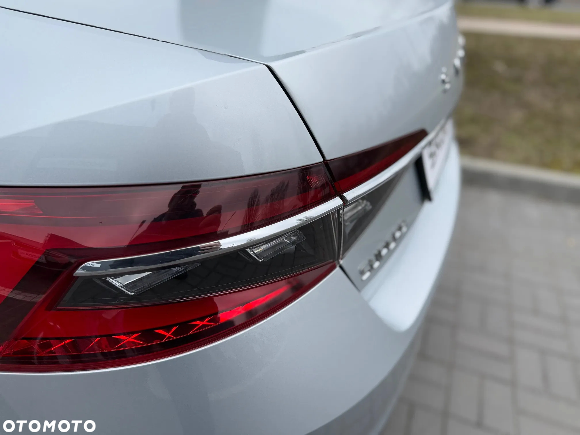 Skoda Superb 2.0 TDI SCR Style DSG - 9