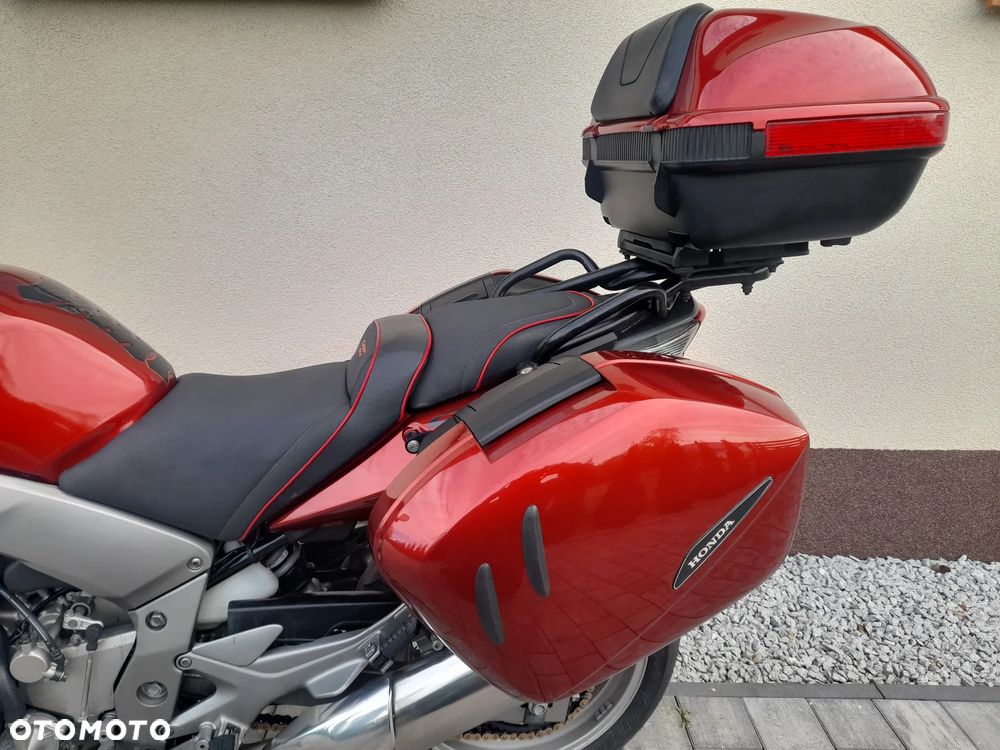 Honda CBF - 34