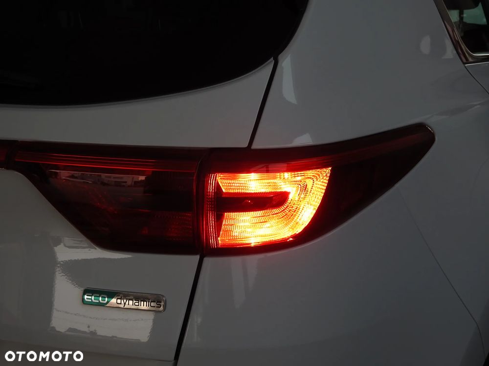 Kia Sportage 1.7 CRDI 2WD ISG Dream-Team Edition - 28