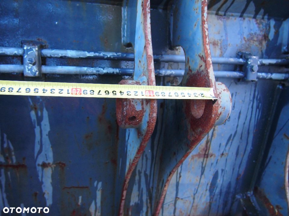 Łyżka do ładowarki otwierana hydraulicznie 2,1m - 10