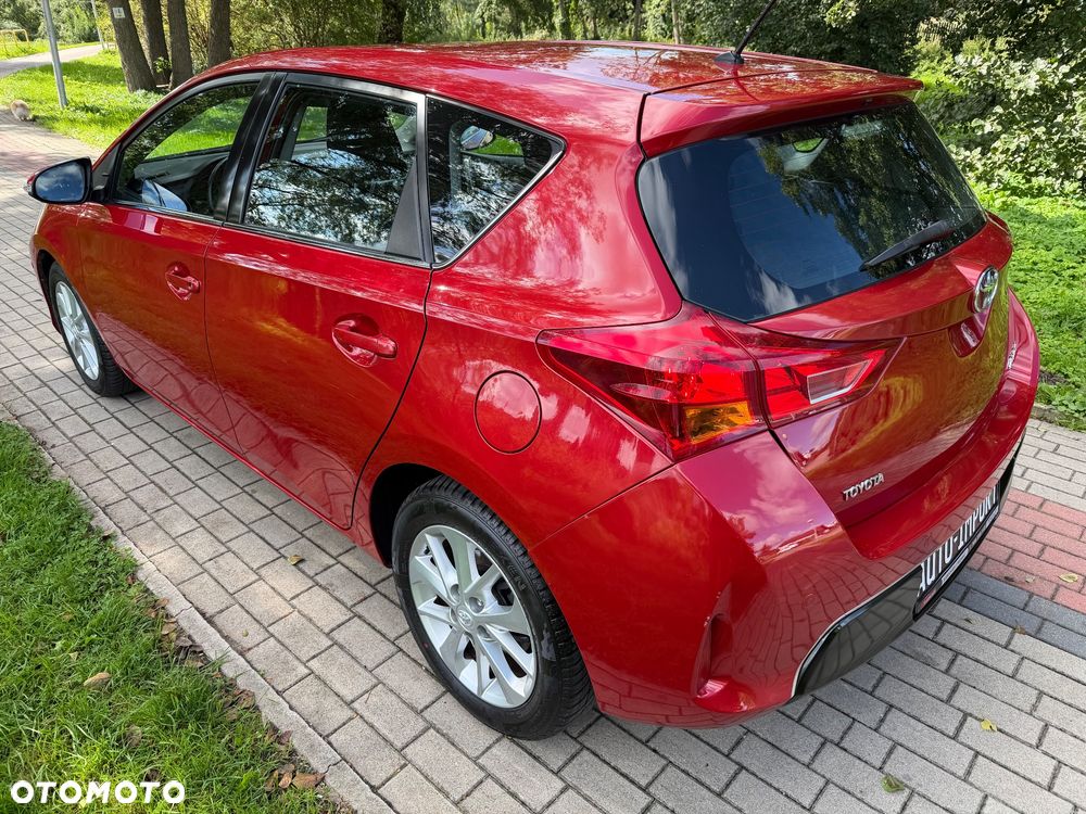 Toyota Auris - 30