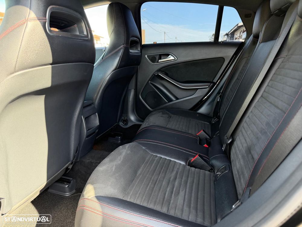 Mercedes-Benz CLA 220 d Shooting Brake AMG Line Aut. - 11