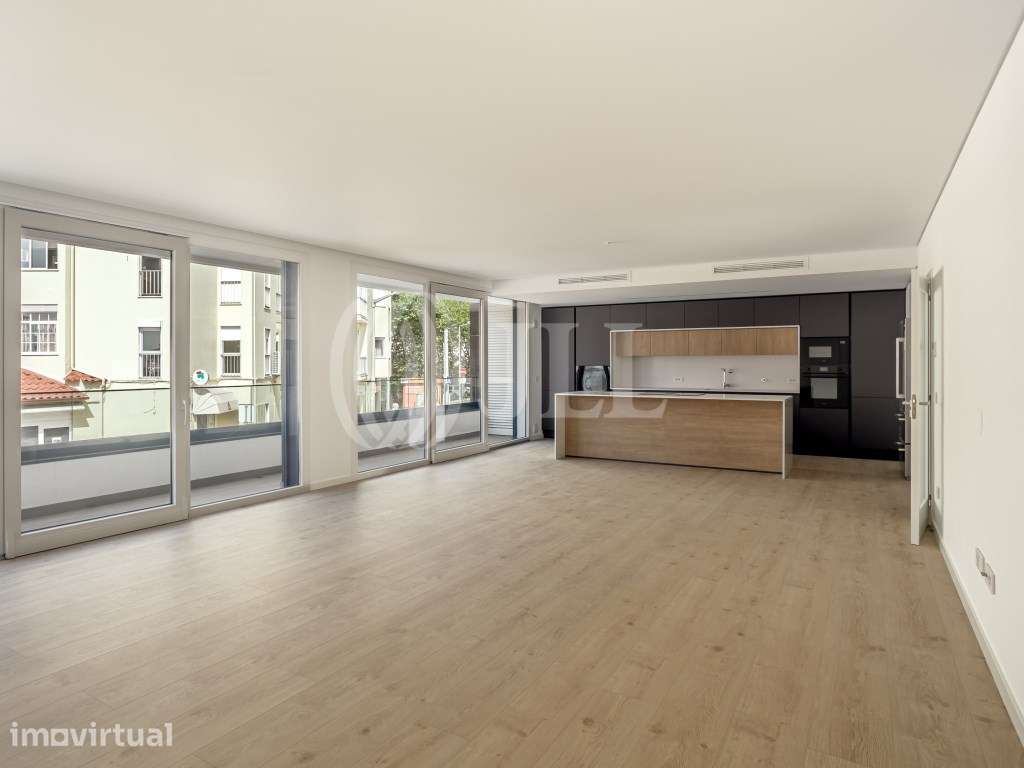 Apartamento T3 com vista mar e garagem em Cascais - Grande imagem: 2/29