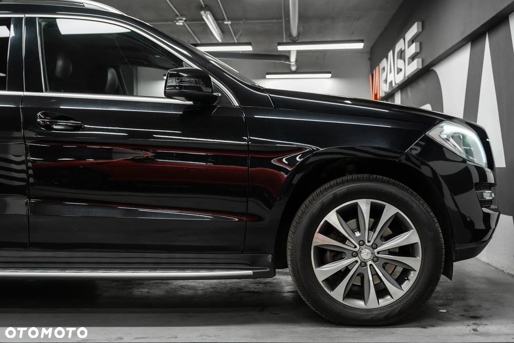 Mercedes-Benz GL 350 BlueTEC 4Matic 7G-TRONIC - 15