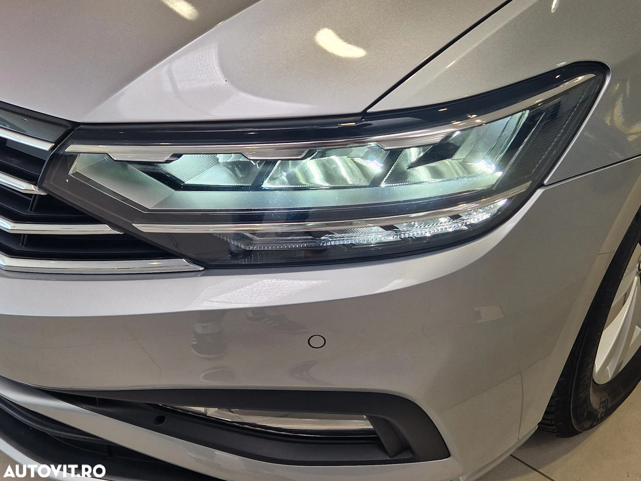 Volkswagen Passat 1.5 TSI ACT DSG Advance - 9