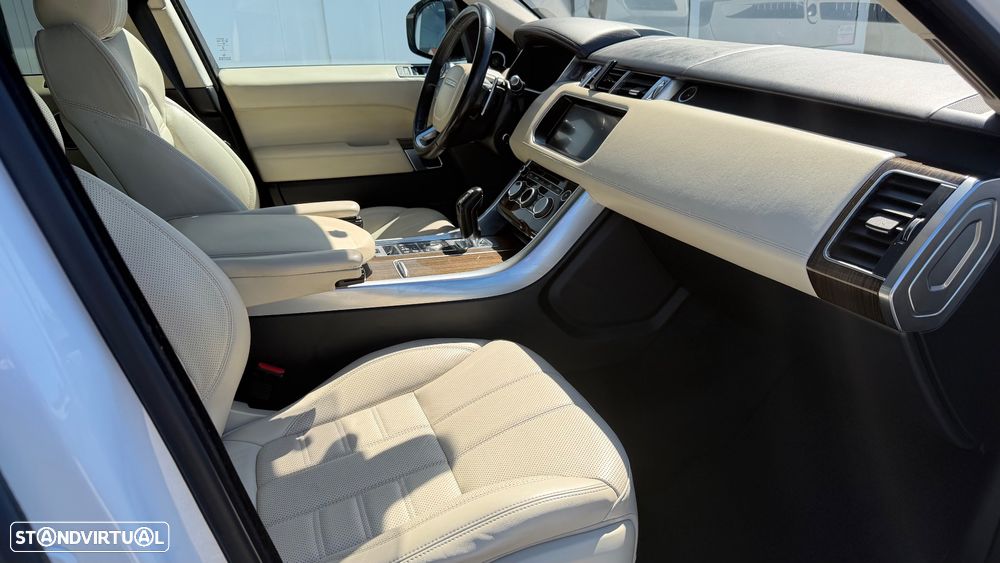 Land Rover Range Rover Sport SDV6 Autobiography Dynamic - 24