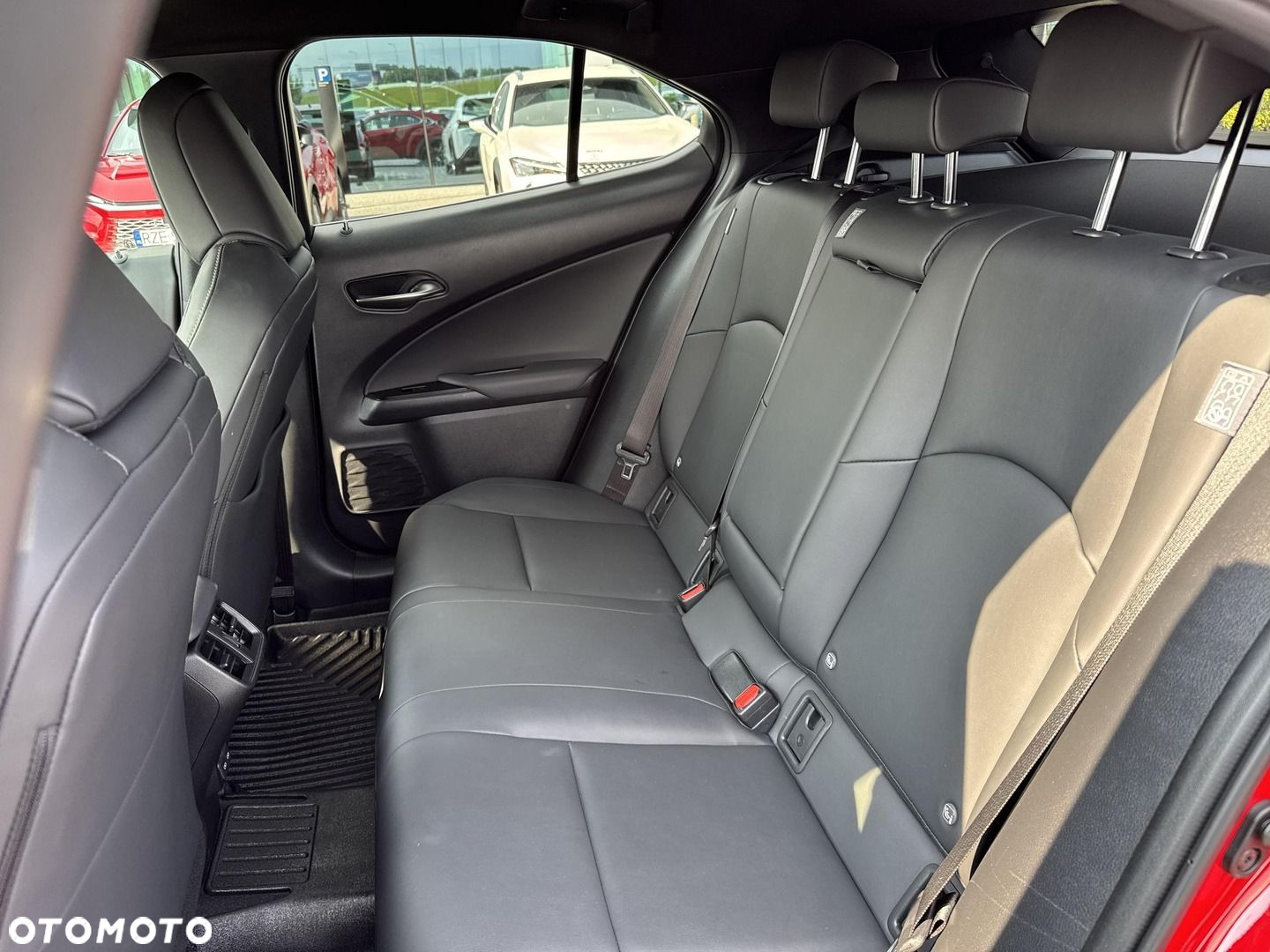 Lexus UX 200 GPF F Impression 2WD - 33