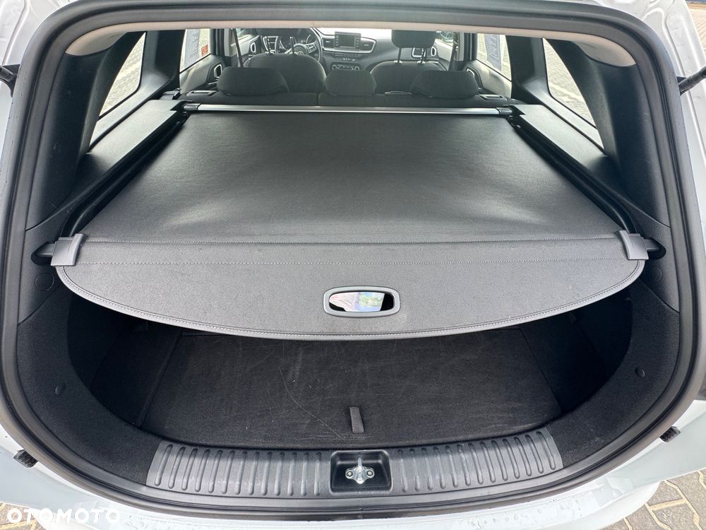 Kia Ceed 1.4 T-GDI M - 6