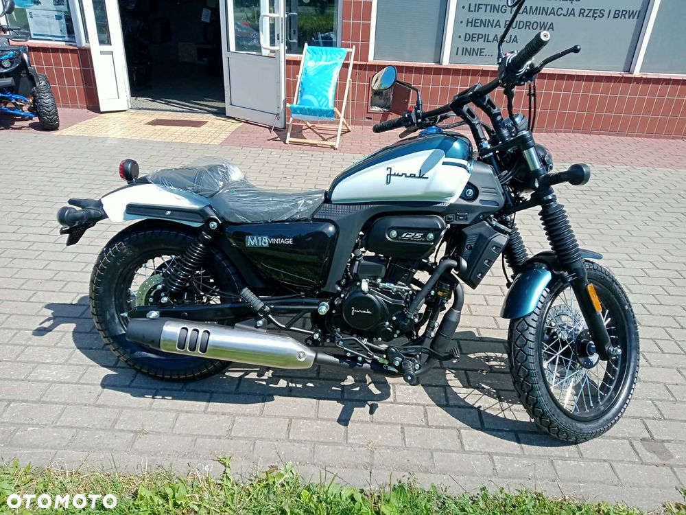 Junak M18 - 4