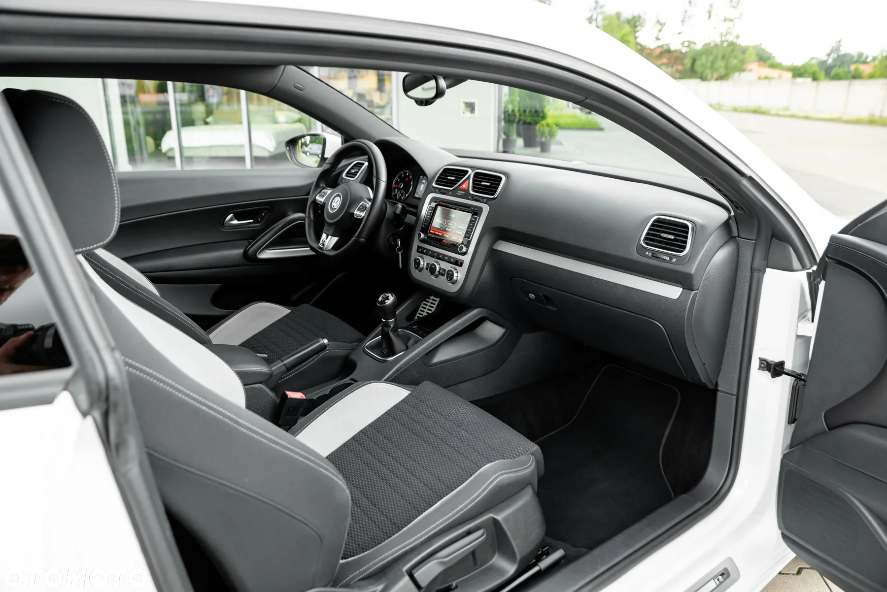 Volkswagen Scirocco 2.0 TSI - 23
