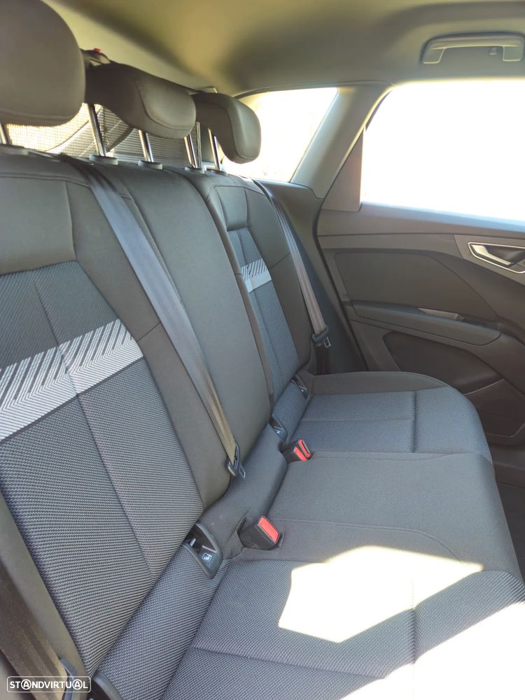 Audi Q4 e-tron 40 - 6