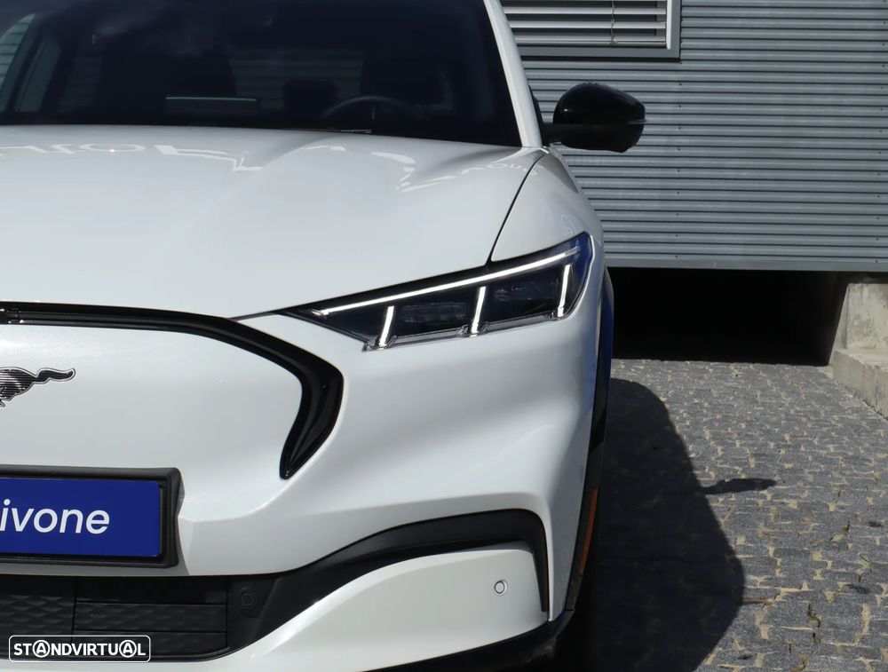 Ford Mustang Mach-E AWD PREMIUM - 10