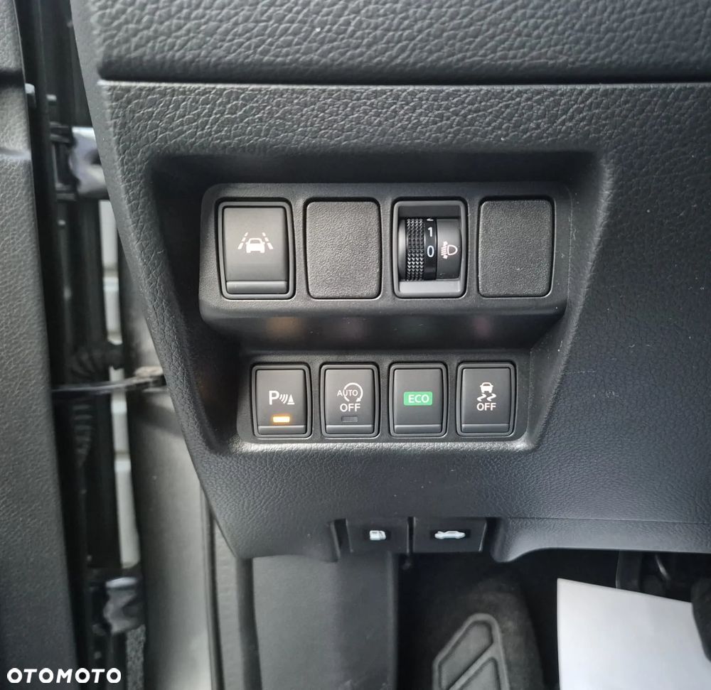 Nissan Qashqai 1.2 DIG-T Xtronic N-Connecta - 22