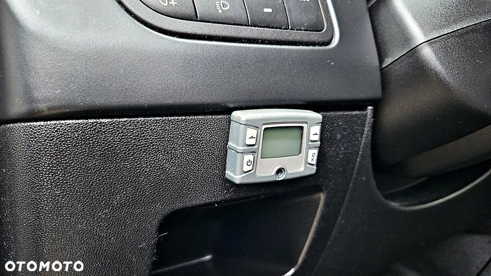 Fiat Grande Punto - 10