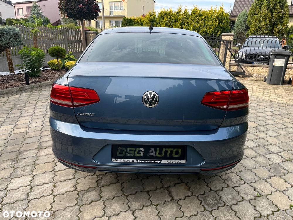 Volkswagen Passat - 5